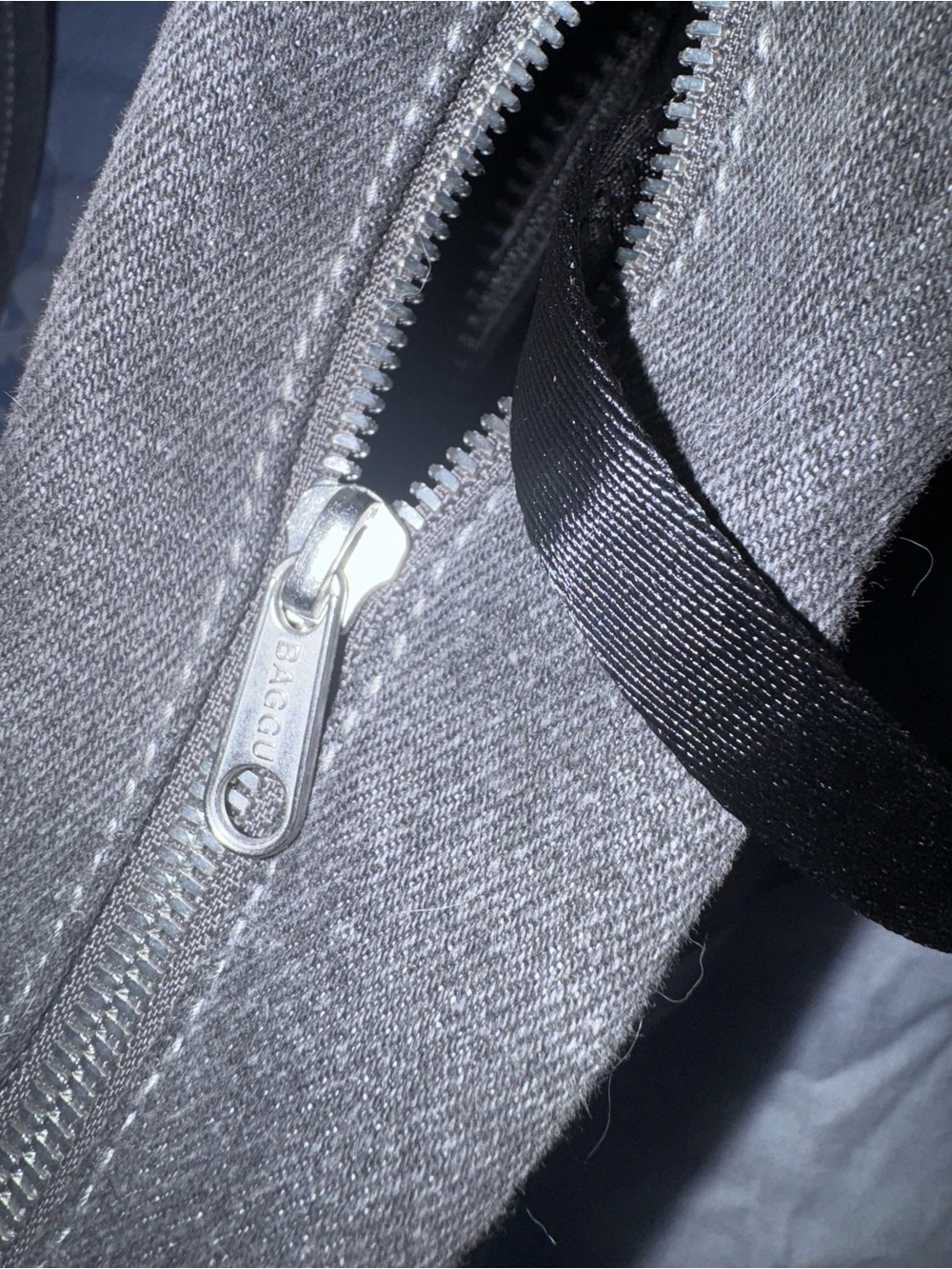 BAGGU Women's Denim Washed Bowler Bag - Picture 3 of 5